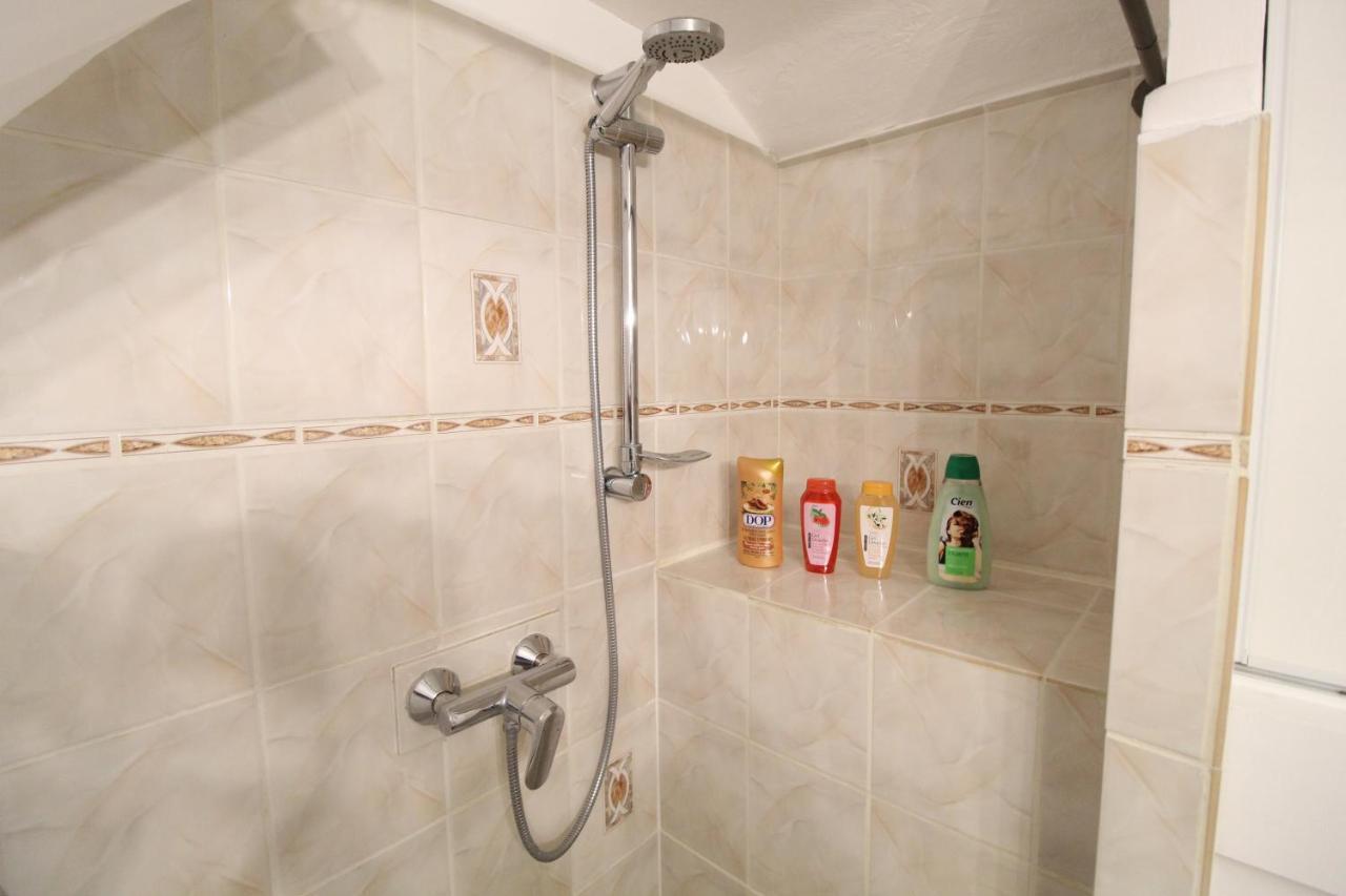 Studio Atypique Et Cosy, Classe "Gite De France" 5Min Centre, 15Min Gare, Lit Queen Size "Climatisation, Netflix Et Wifi, Parking, Lave Vaisselle, Boite A Cles Pour Arrivee Tardive - Gites La Tarine Albertville Exterior foto